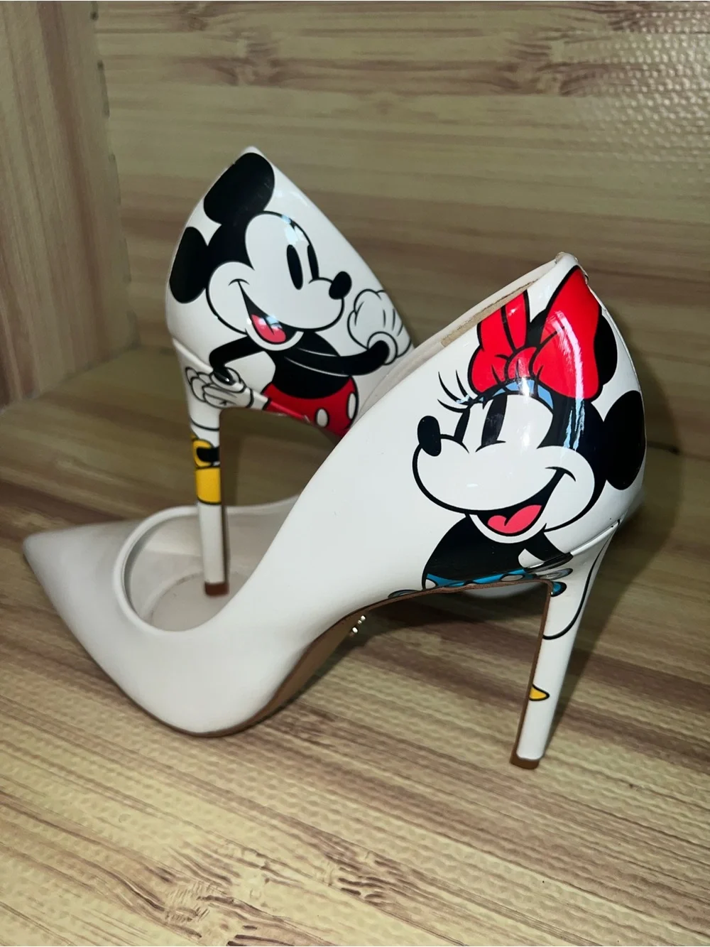 Womens Aldo Disney 100 Mickey & Minnie White Stiletto Heels Size 9 Usa (EU 40)